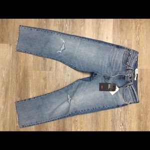 NWT Levi’s Wedgie Straight, 32x26